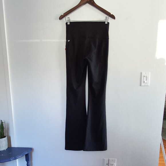 FABLETICS Purelux high waist flared yoga pants - Picture 7 of 7